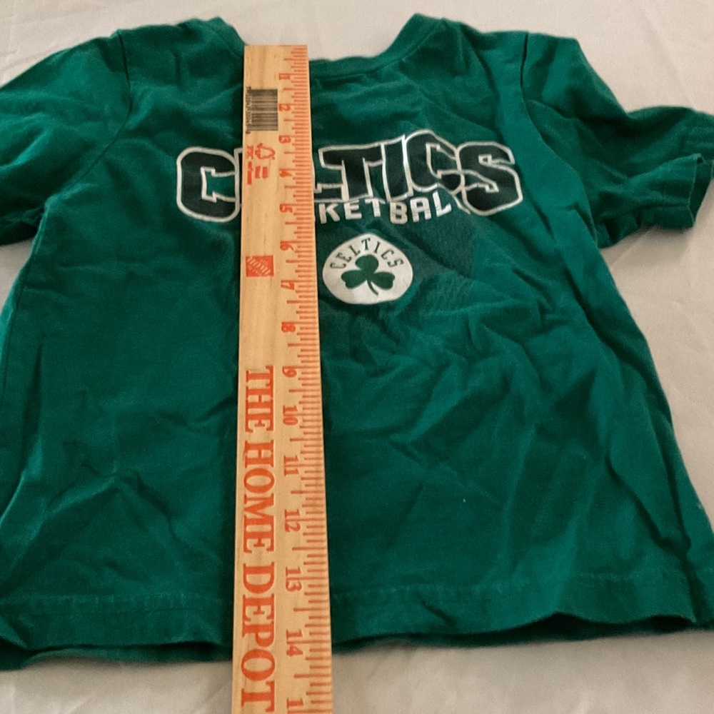 NBA Celtics Kids Green Basketball Tee - Picture 4 of 5